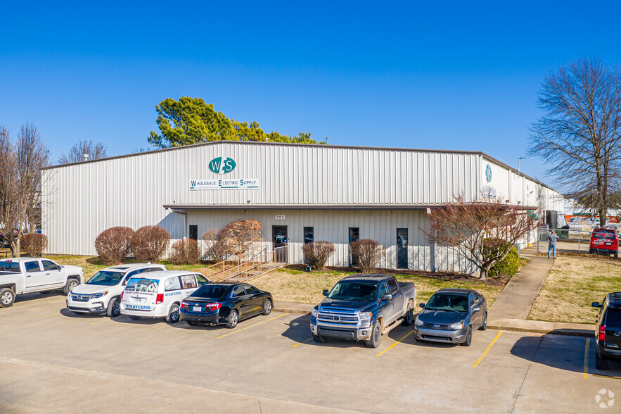 701 S Bloomington St, Lowell, AR for sale - Primary Photo - Image 1 of 1