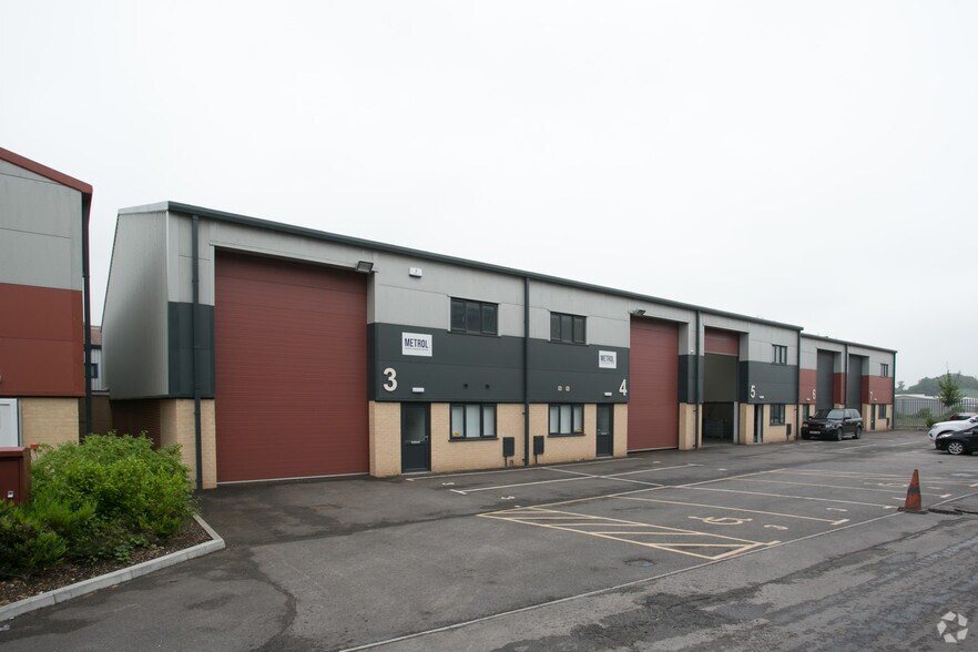 Holland Way, Blandford Forum for sale - Primary Photo - Image 1 of 1