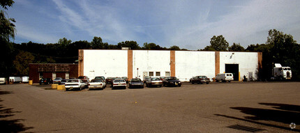 1 Steel Ct, Roseland, NJ for rent Building Photo- Image 1 of 6