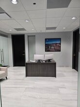 18167 US Highway 19 N, Clearwater, FL to rent Interior Photo- Image 1 of 12