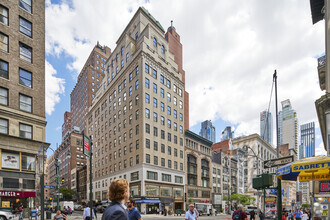 385 Fifth Ave, New York, NY for rent Building Photo- Image 1 of 6