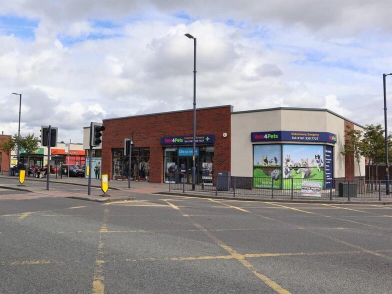 47 Stockport Rd, Manchester to rent - Building Photo - Image 2 of 7