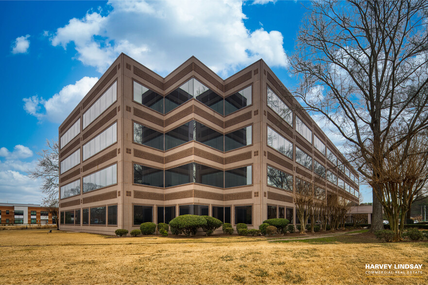 240 Corporate Blvd, Norfolk, VA for sale - Building Photo - Image 1 of 24