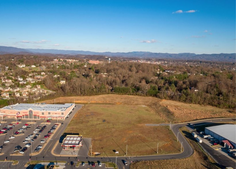 922 State Of Franklin Rd N, Johnson City, TN for sale - Primary Photo - Image 1 of 3