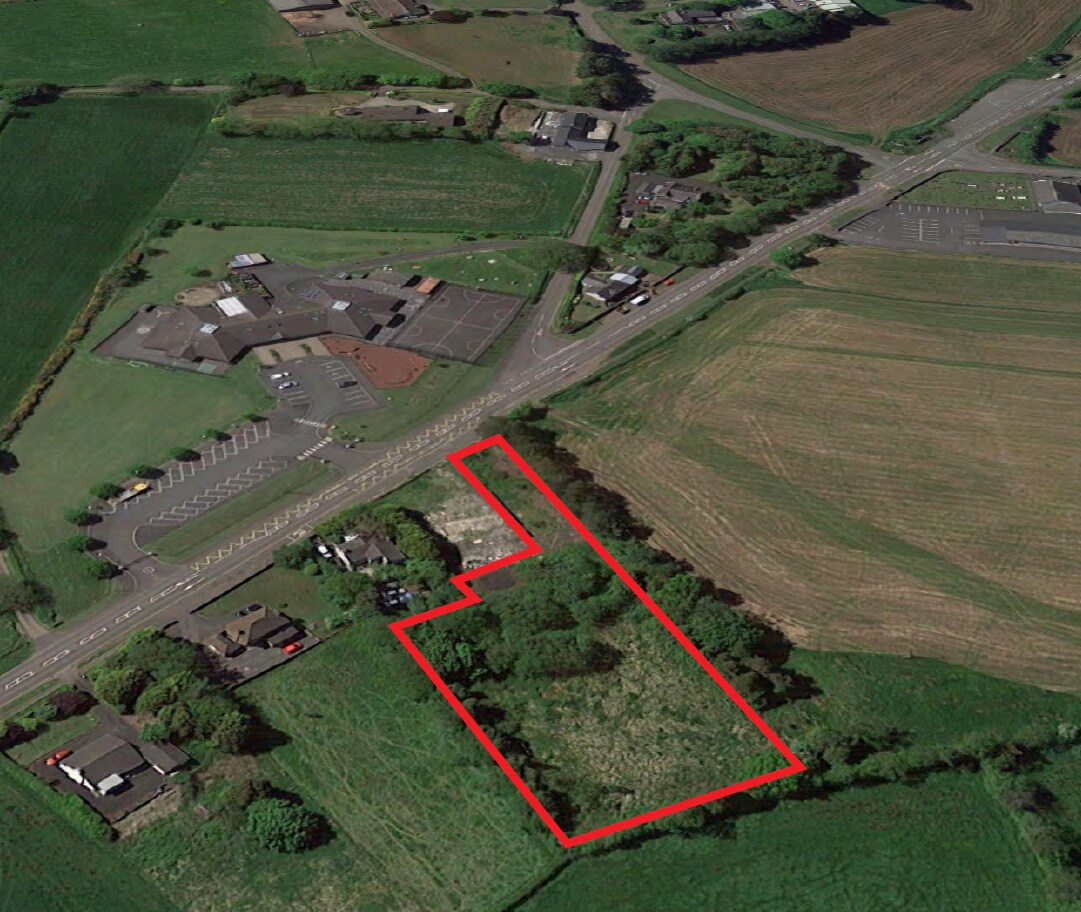 Seven Mile Straight, Belfast for sale Primary Photo- Image 1 of 1