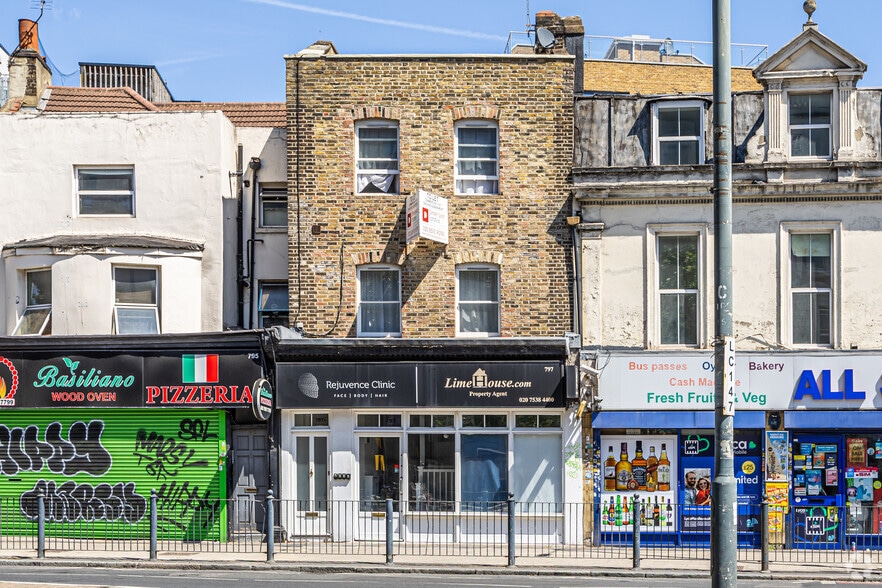 797-797A Commercial Rd, London for sale - Primary Photo - Image 1 of 1