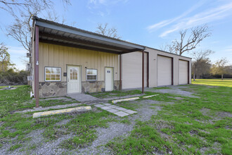 24097 Highway 6, Hempstead, TX for rent Building Photo- Image 1 of 23