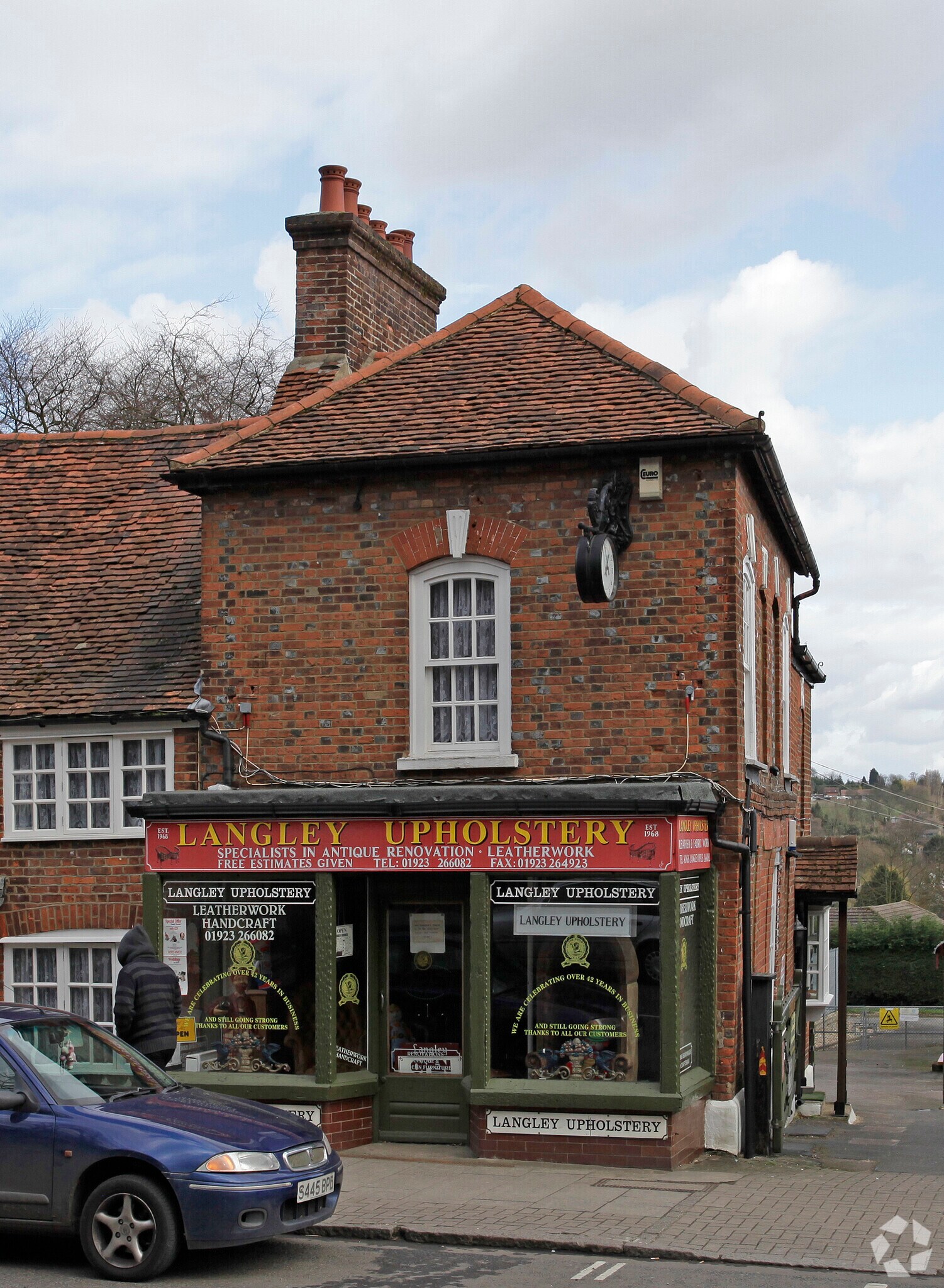 37 High St, Kings Langley for sale Primary Photo- Image 1 of 1