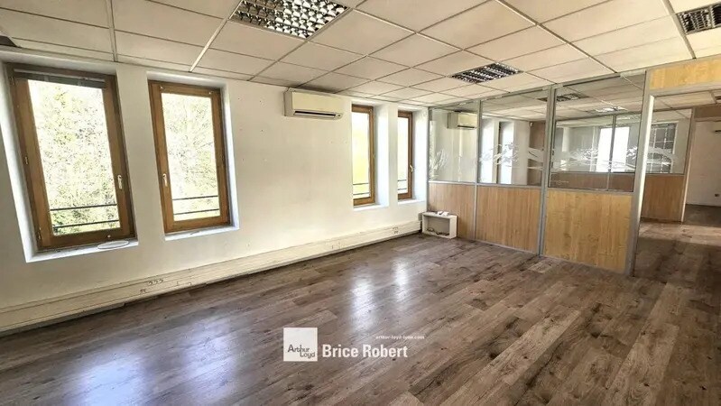 Office in Lyon to rent - Interior Photo - Image 2 of 18