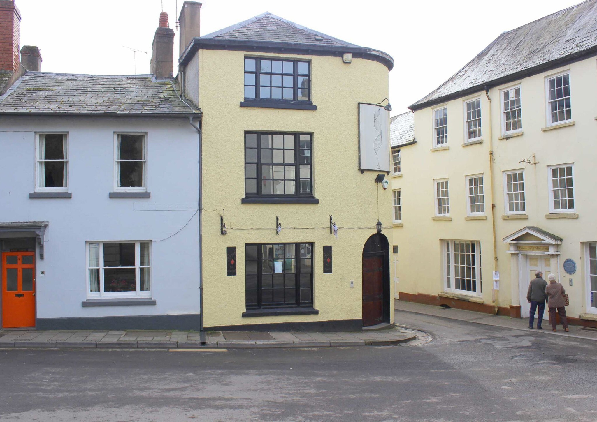 1 Whitecross St, Monmouth for sale Primary Photo- Image 1 of 1