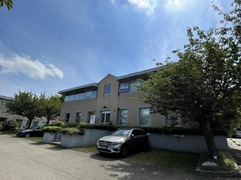 1-5 Rue Alfred De Vigny, Saint-Germain-en-Laye to rent - Building Photo - Image 2 of 8