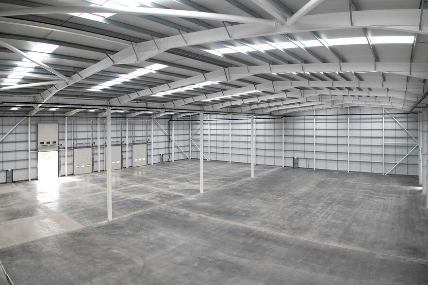 Lindenmuth Way, Thatcham for sale - Interior Photo - Image 1 of 1