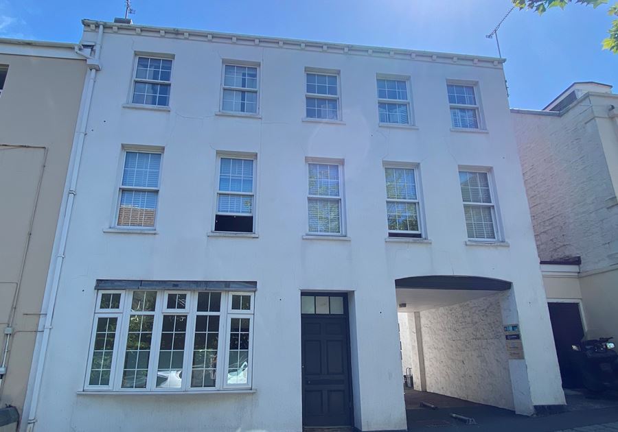 3 College St, Guernsey for sale Primary Photo- Image 1 of 1