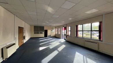 Inglemire Ln, Hull for rent Building Photo- Image 2 of 8