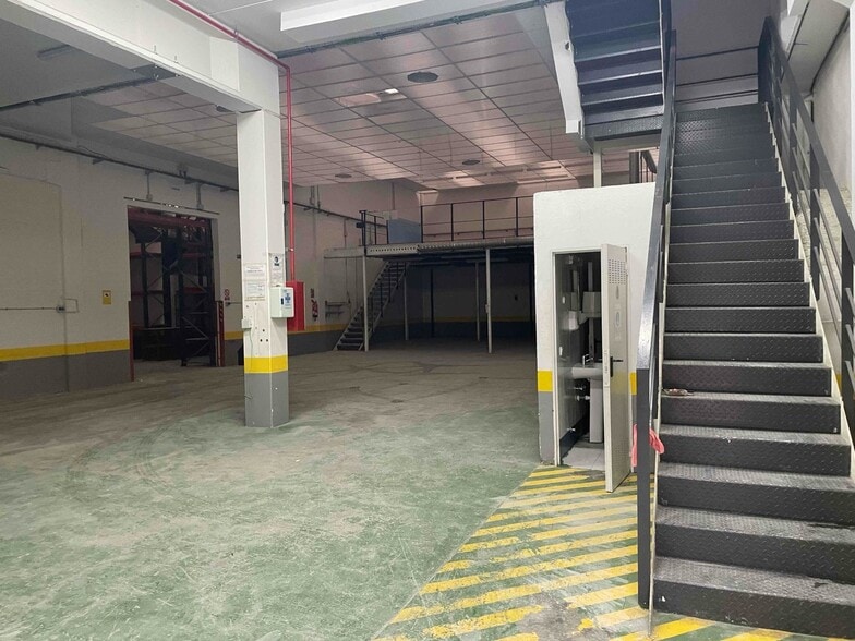 Industrial in Alcalá de Henares, Madrid to rent - Building Photo - Image 3 of 3