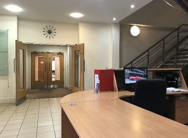 Kings St, Blackburn to rent - Lobby - Image 2 of 7