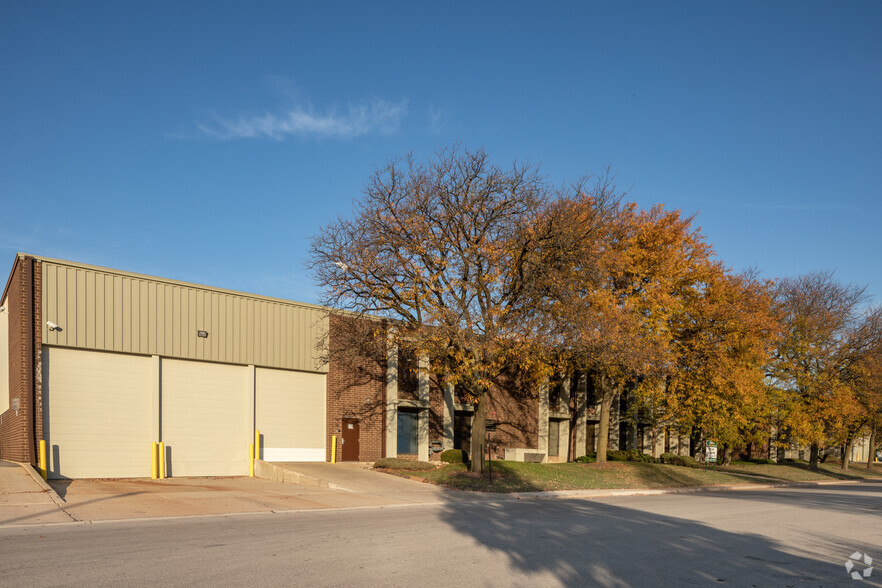 770-780 Arthur Ave, Elk Grove Village, IL for rent - Building Photo - Image 1 of 7