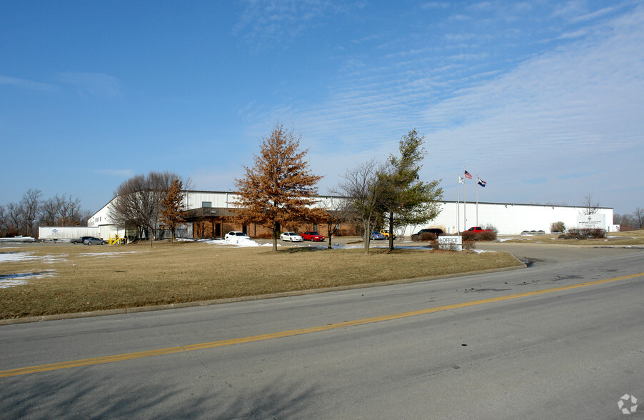 2501 Lemone Industrial Blvd, Columbia, MO for sale - Primary Photo - Image 1 of 1