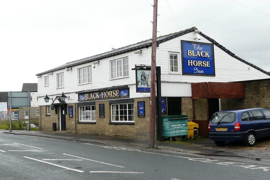 White Lee Rd, Batley for sale - Primary Photo - Image 1 of 1