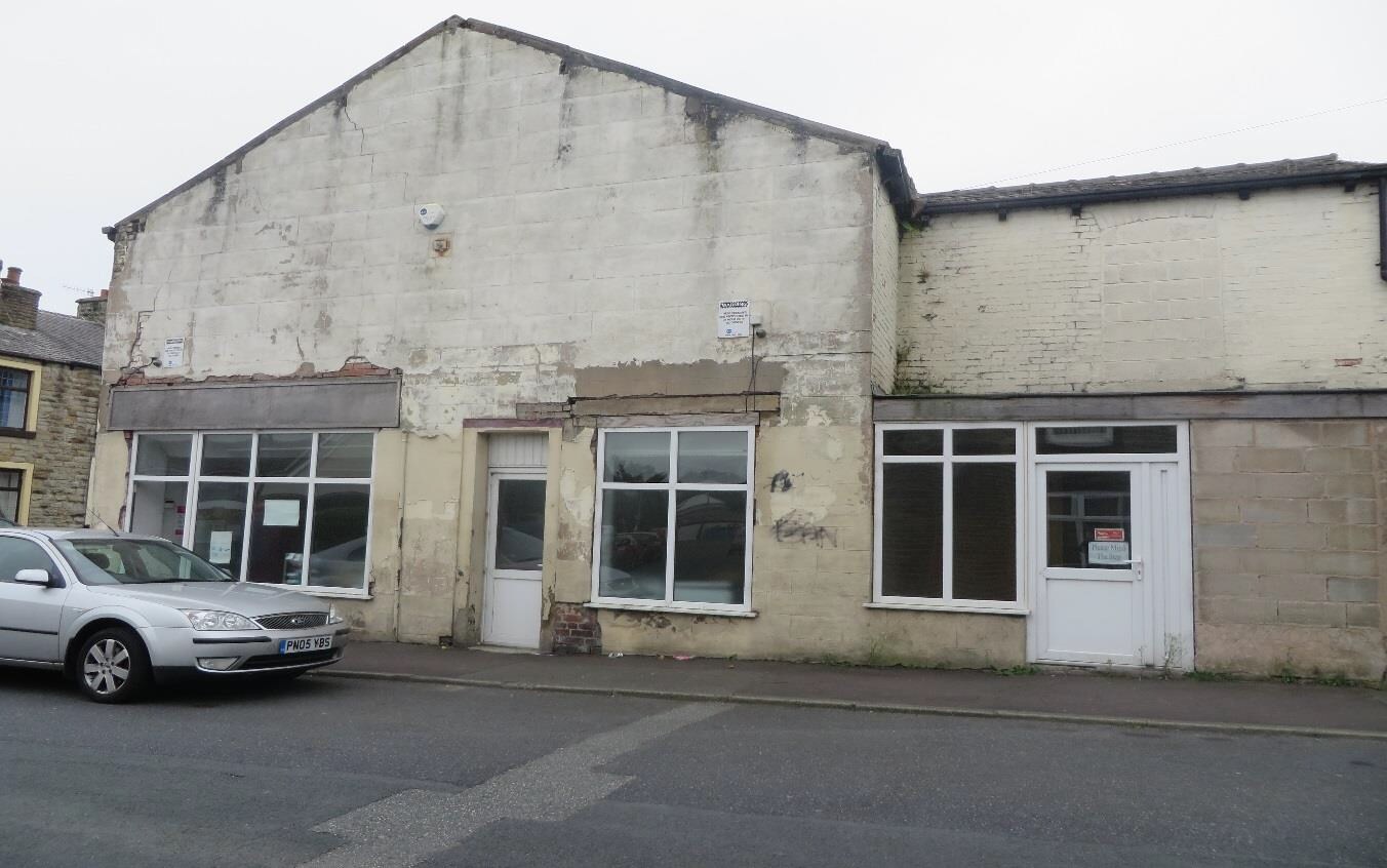 6-8 Whitefield St, Burnley for sale Primary Photo- Image 1 of 1