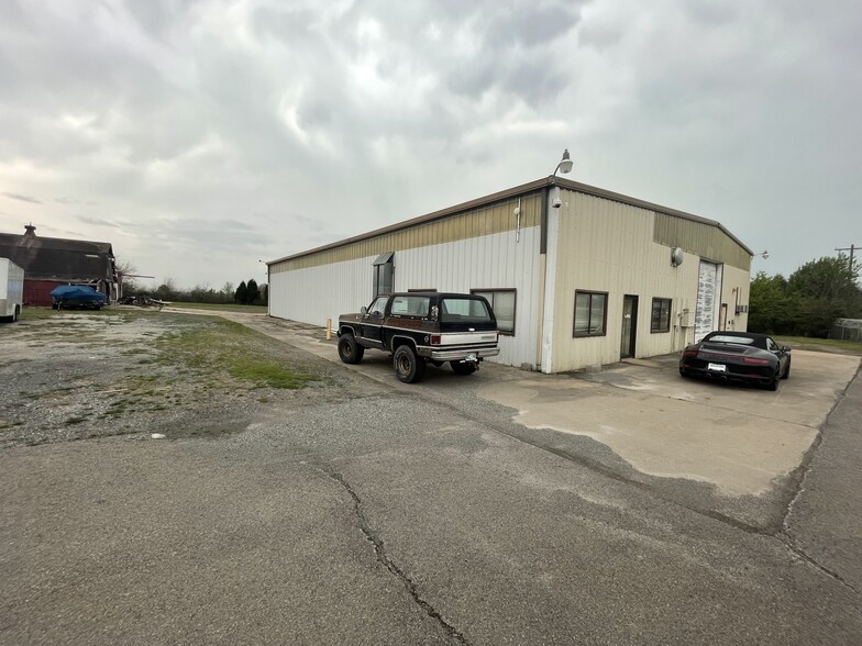 6901 W Okmulgee Ln, Muskogee, OK for rent - Building Photo - Image 2 of 29