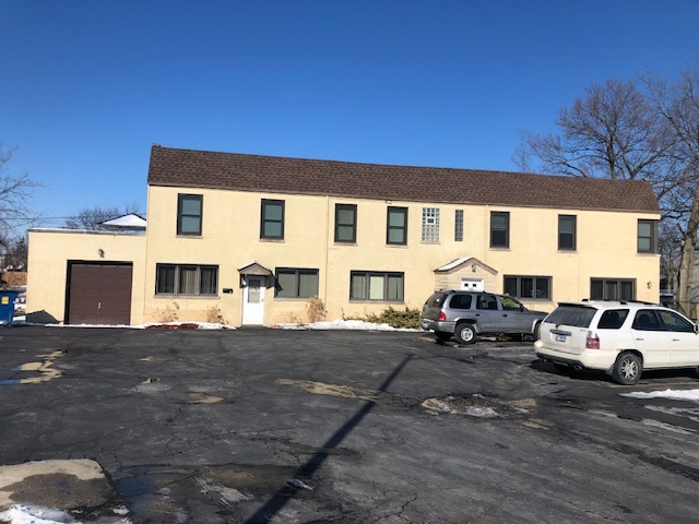 private, Des Plaines, IL for sale - Building Photo - Image 2 of 2