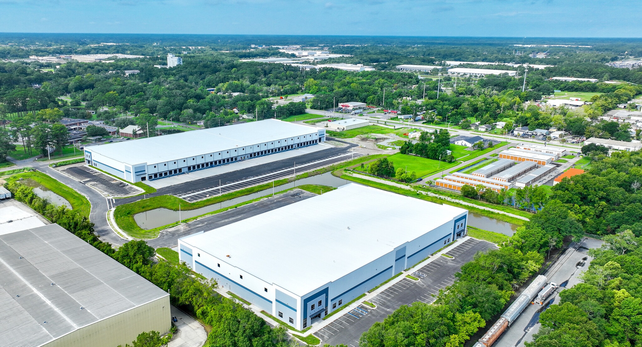 2305 Edgewood Ave N, Jacksonville, FL to rent Building Photo- Image 1 of 2