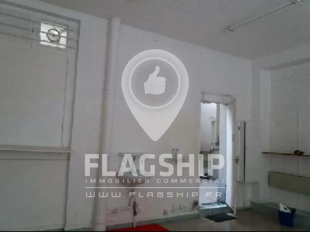 Location Commerce 40 m² - Photo 1