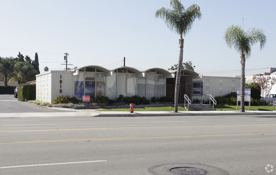 1818 W Chapman Ave, Orange, CA for sale - Primary Photo - Image 1 of 1