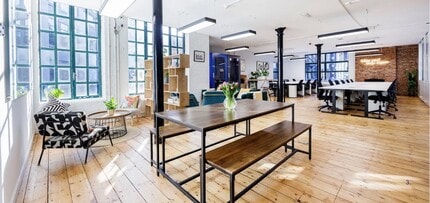 13-15 Westland Pl, London to rent Interior Photo- Image 1 of 5