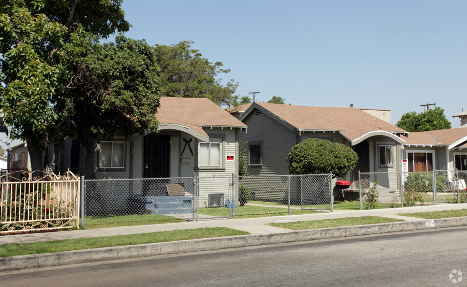 6803 Middleton St, Huntington Park, CA for sale - Building Photo - Image 1 of 2