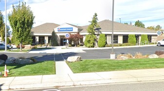 255 Rock Island Rd, East Wenatchee WA - Commercial Property