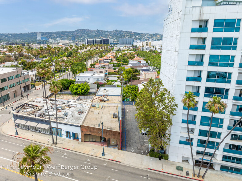 8619-8621 Wilshire Blvd, Beverly Hills, CA for sale - Building Photo - Image 2 of 11