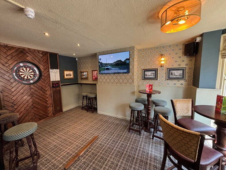 3 Queens Rd, Fakenham for sale - Building Photo - Image 3 of 10