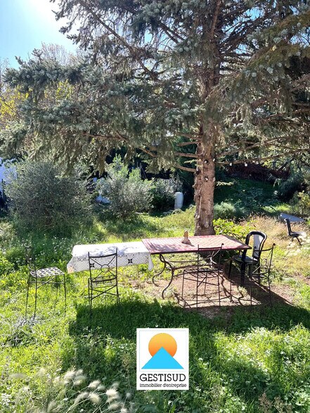 Office in Aubagne to rent - Building Photo - Image 2 of 7