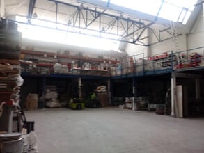 Industrial in Madrid, Madrid to rent Interior Photo- Image 2 of 4