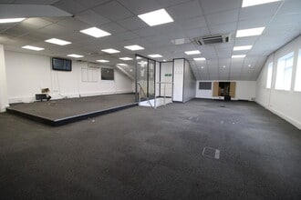 10 Menzies Rd, St Leonards On Sea to rent Interior Photo- Image 1 of 5