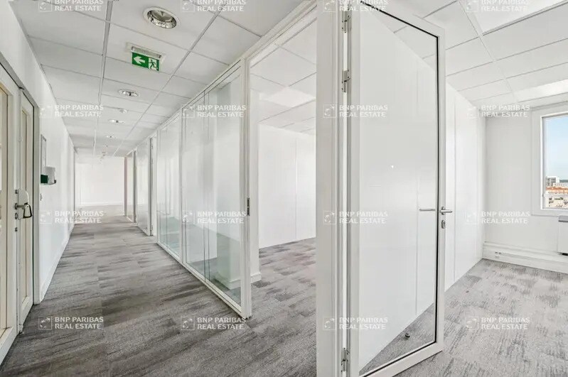 Office in Boulogne-Billancourt to rent - Interior Photo - Image 2 of 16