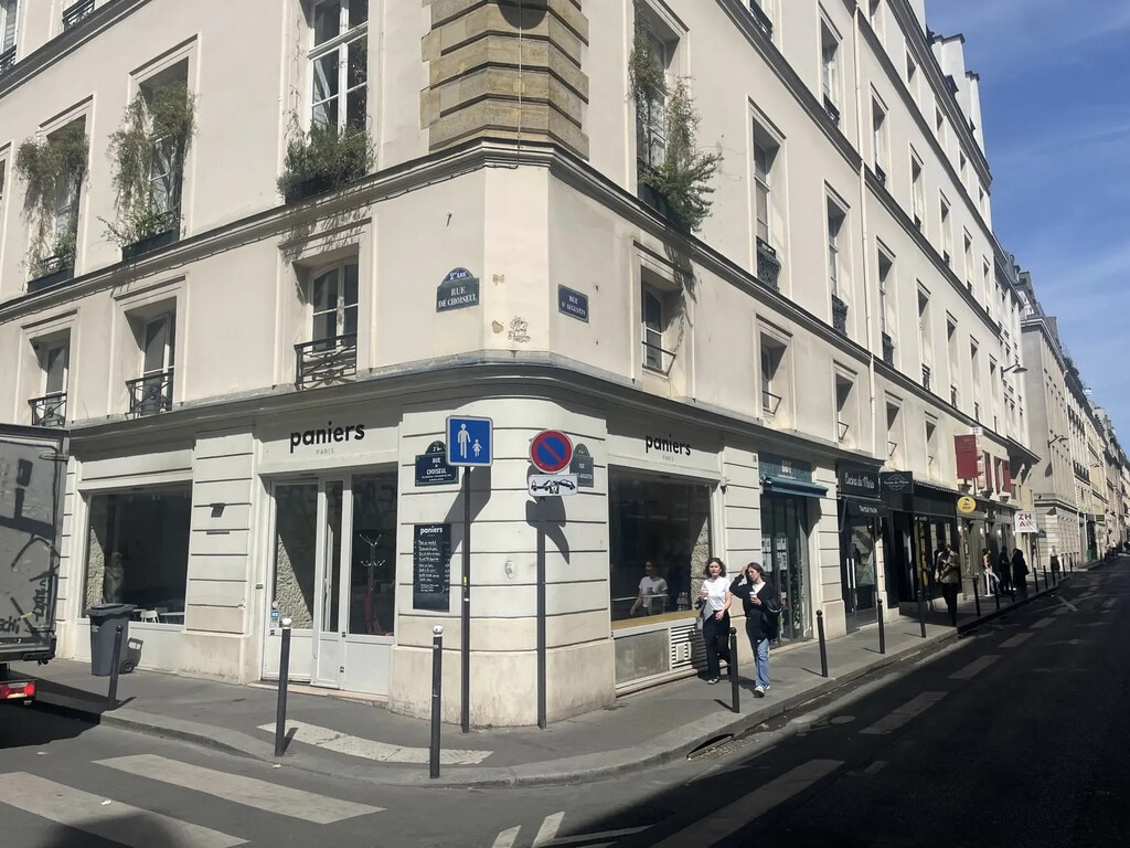 Location Bureaux 88 m² - Photo 1