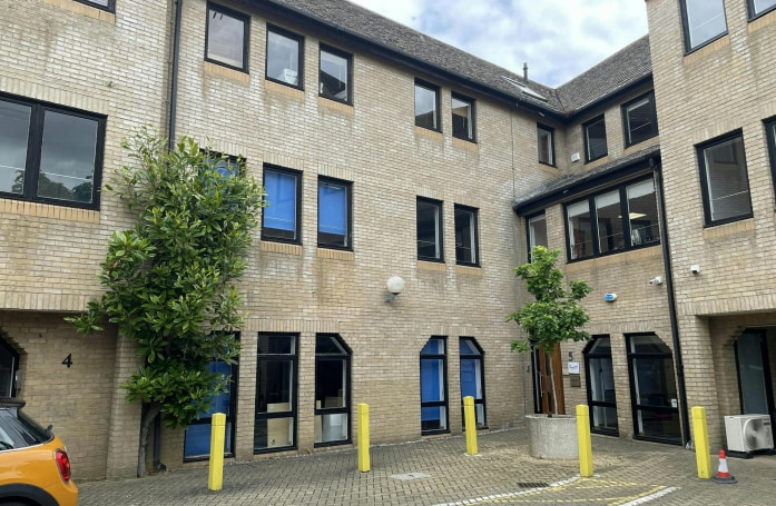 38 St. Aldates, Oxford to rent Building Photo- Image 1 of 2