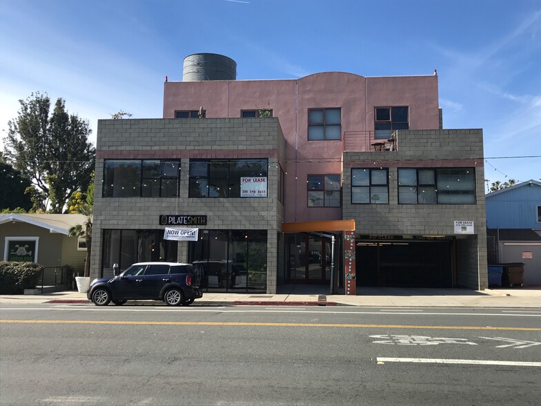 2110 Main St, Santa Monica, CA for rent - Building Photo - Image 1 of 2