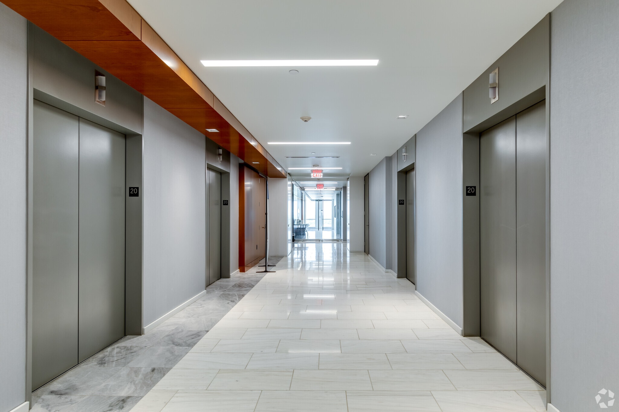 101 E 2nd St, Tulsa, OK to rent Interior Photo- Image 1 of 14