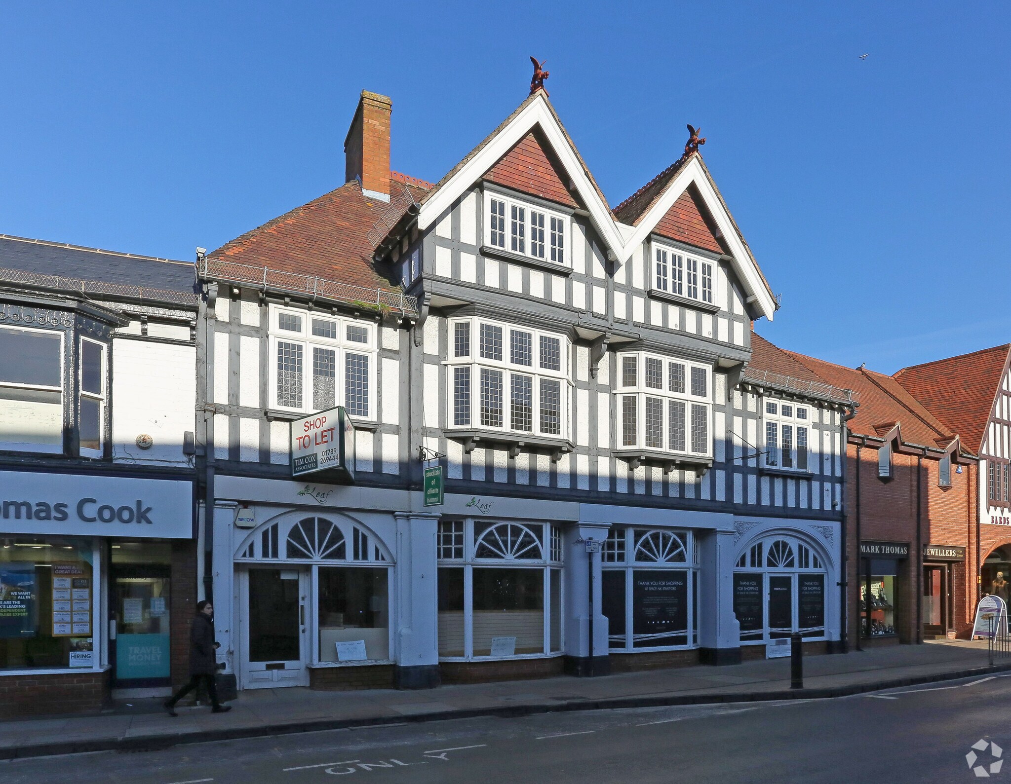 38 Wood St, Stratford Upon Avon for sale Primary Photo- Image 1 of 1