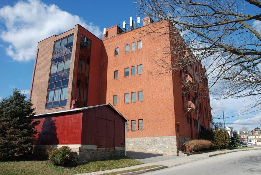 441 E Hector St, Conshohocken, PA to rent - Building Photo - Image 3 of 14