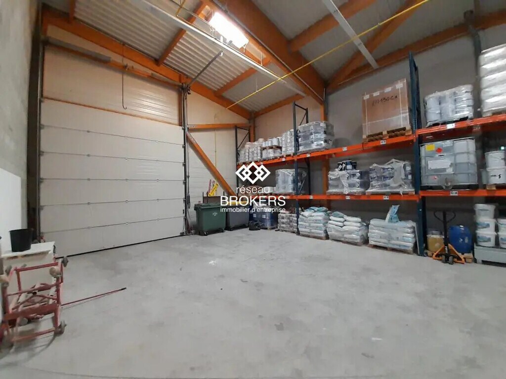 Location Local d'activités 430 m² - Photo 1