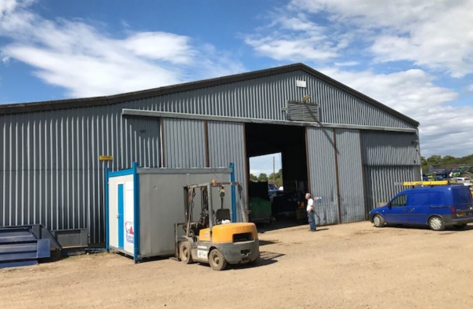 Barrow Hl, Barrow for sale Primary Photo- Image 1 of 1