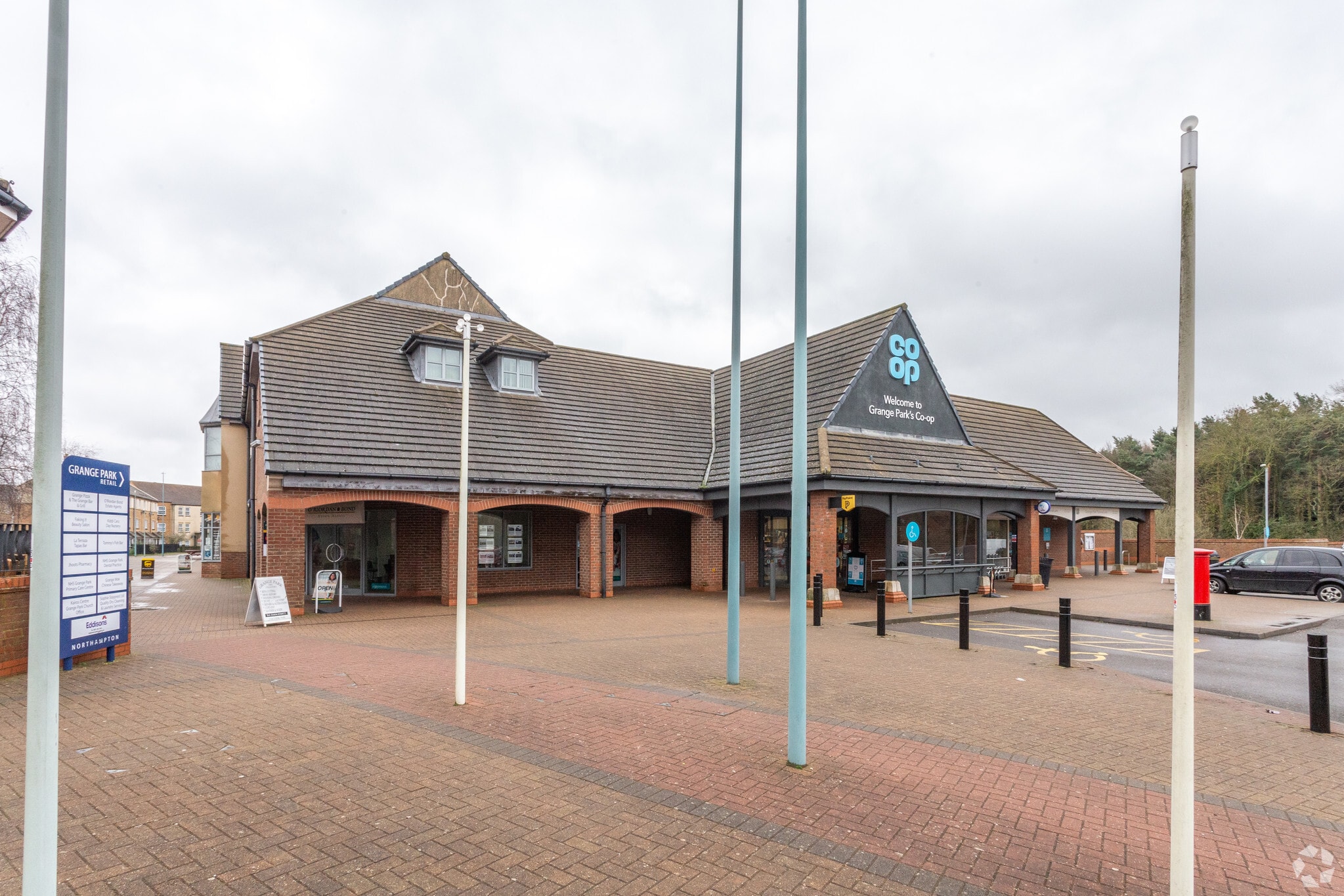 5 Williams Way, Northampton for sale Primary Photo- Image 1 of 6