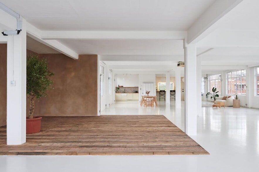 151-155 New North Rd, London to rent - Interior Photo - Image 3 of 16