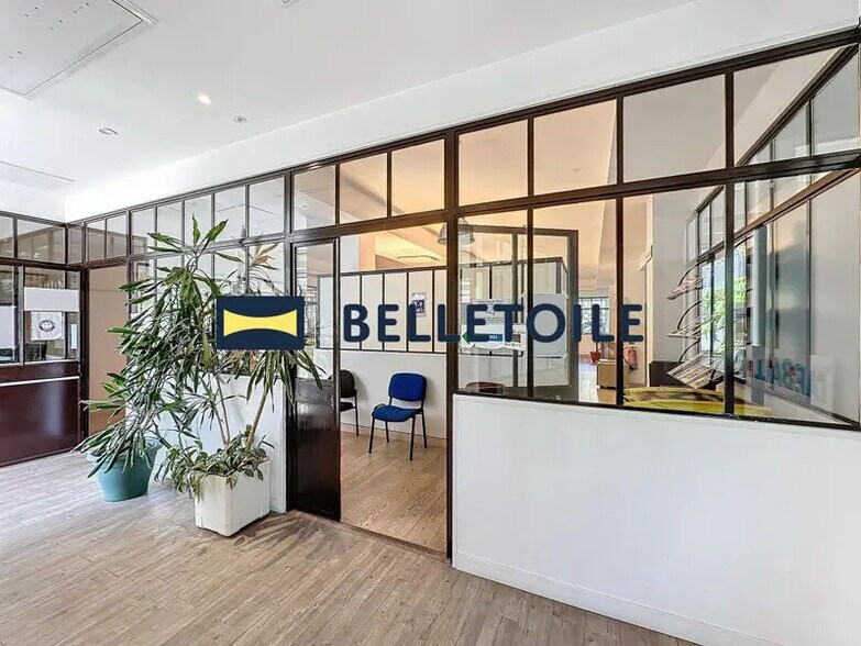 Office in Le Kremlin-Bicêtre to rent - Interior Photo - Image 1 of 16