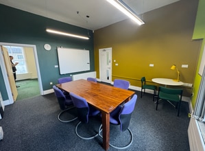 69 Coltman St, Hull to rent Interior Photo- Image 1 of 3